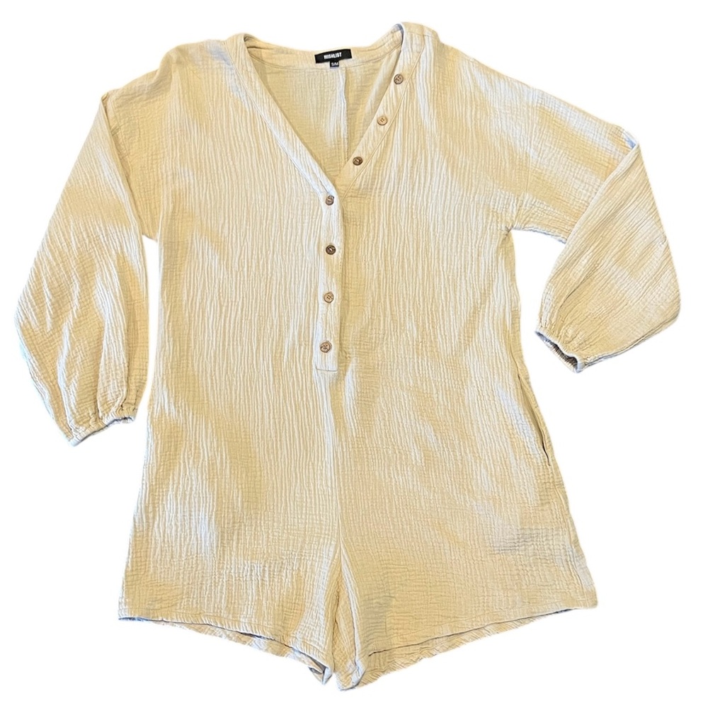 Wishlist 100% Cotton Tan V-Neck Button-Up Gauzy Short Romper Size Small/ Medium